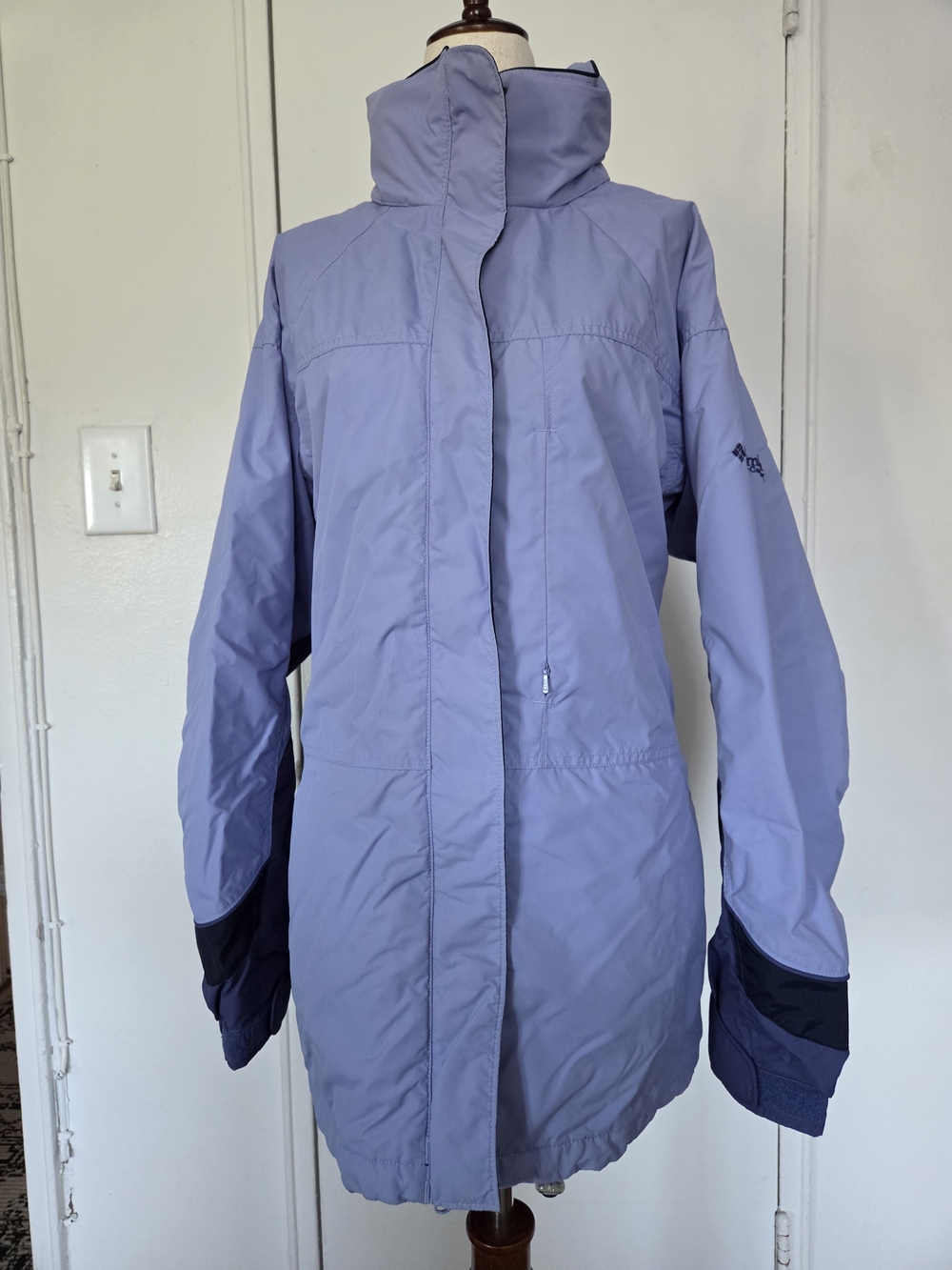 Light Lavender Women's Ski Jacket with High Collar